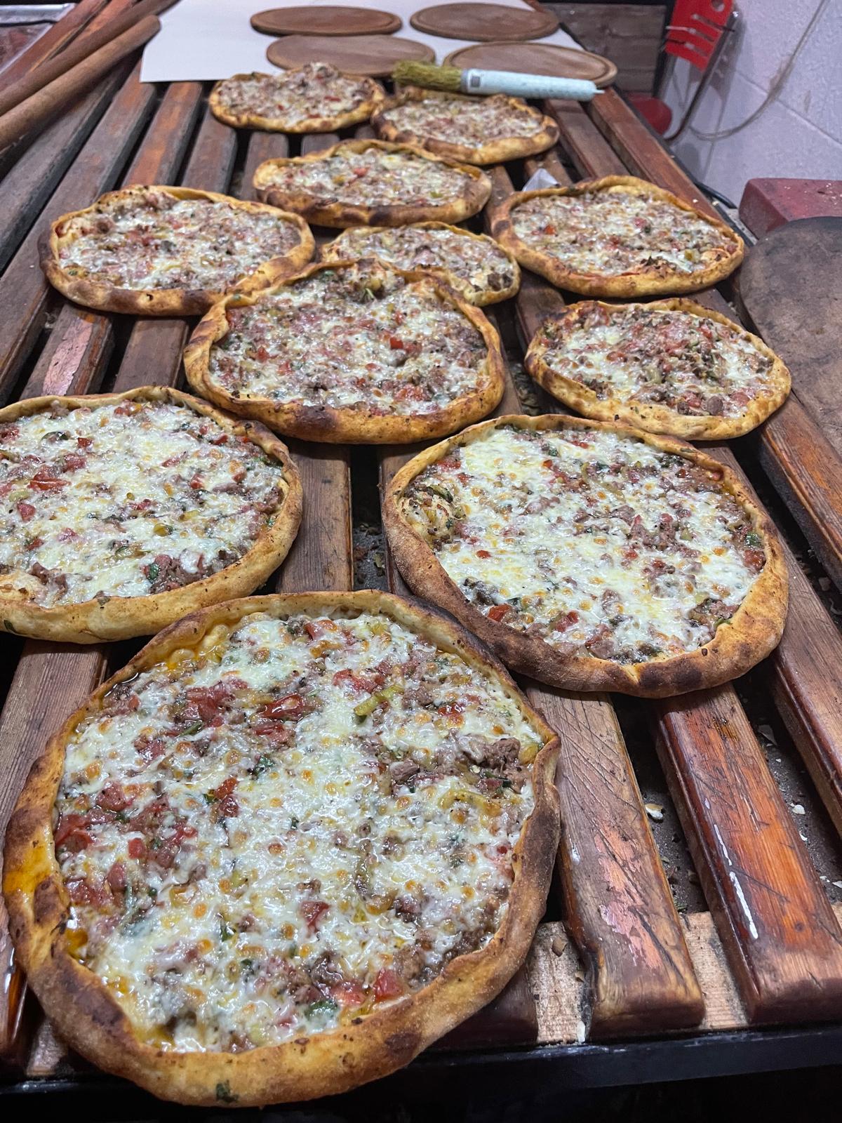 Halil Usta Has Tat Pide & Lahmacun 